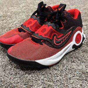Nike KD Trey 5 X University Red Black Size M 9 
W 10.5